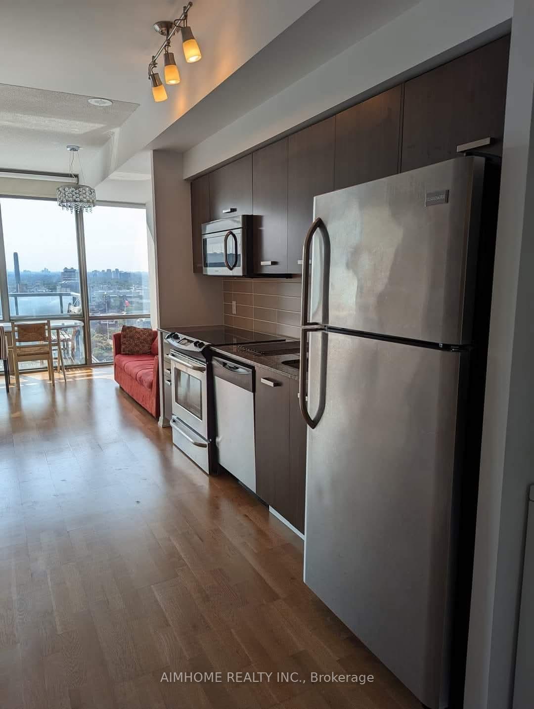 Photo 5 of Unit 2001, 832 Bay Street, Toronto, Bay Street Corridor — HOMEH
