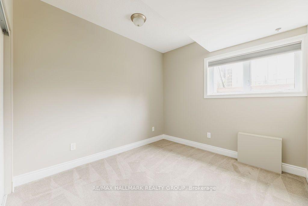 Photo 13 of 535 Ozawa Private, Ottawa, CFB Rockcliffe and Area — HOMEH
