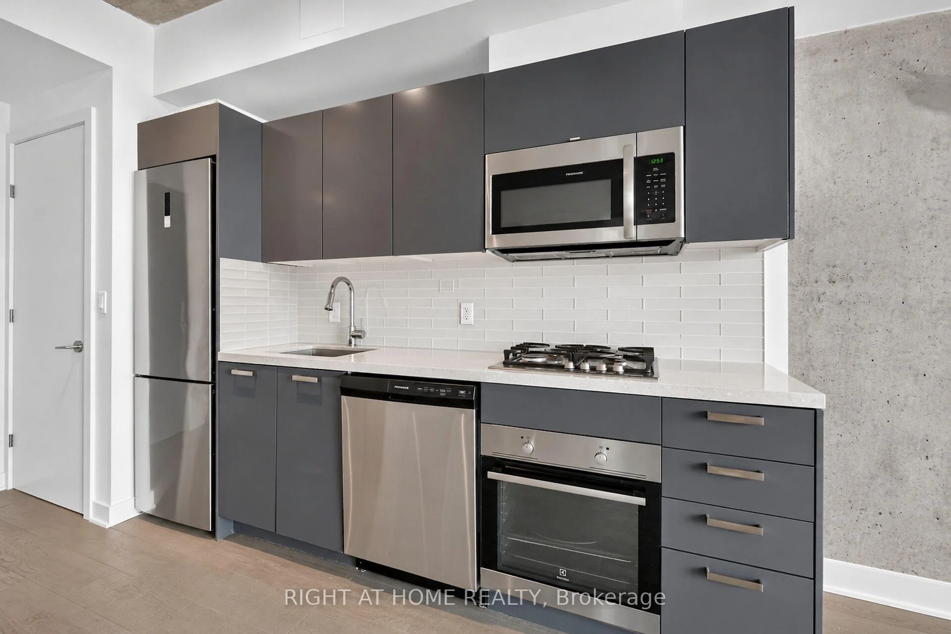 Photo 15 of Unit 6, 203 Catherine Street, Ottawa, Ottawa Centre — HOMEH