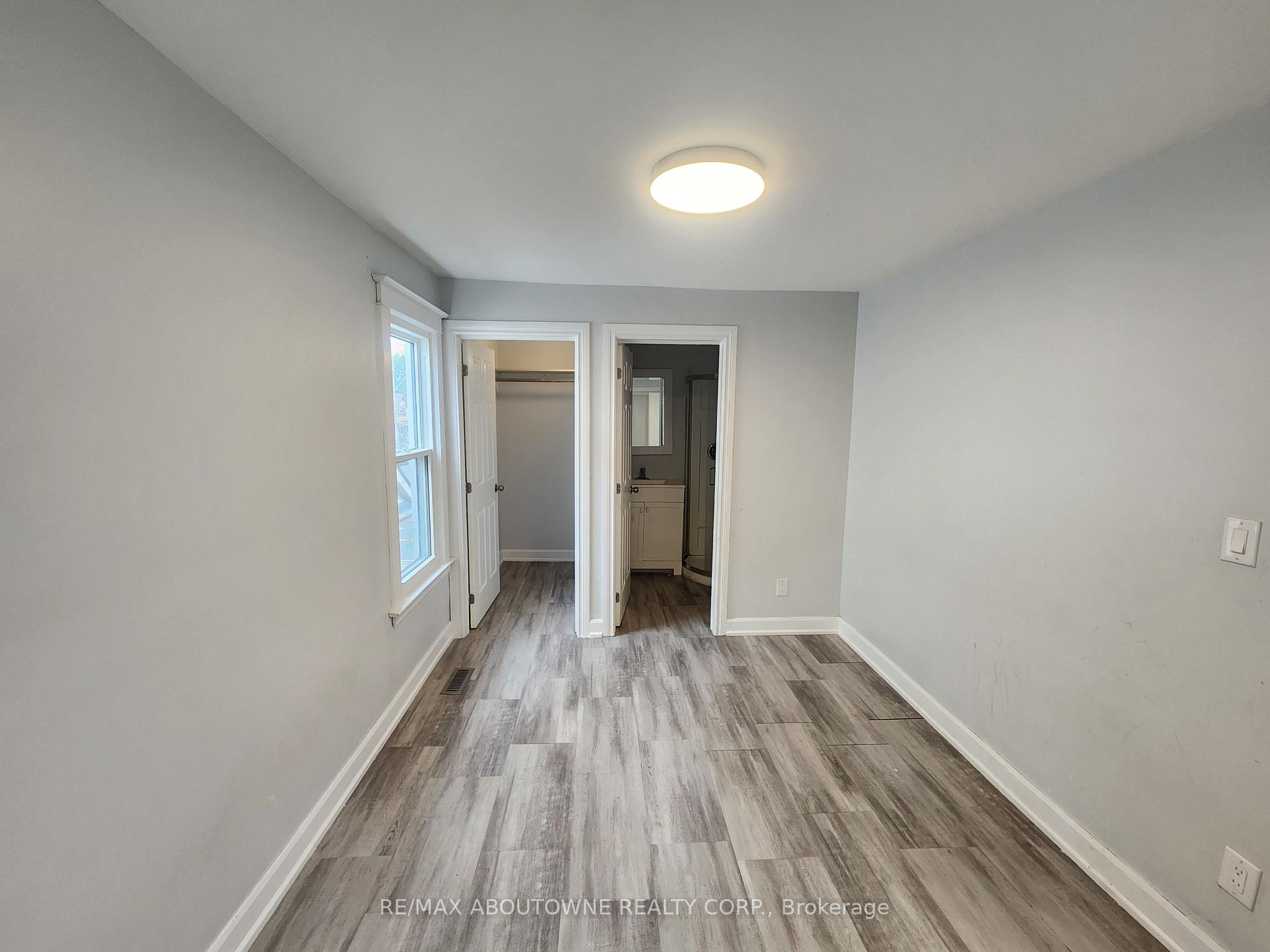 Photo 8 of 63 Gage Avenue N, Hamilton, Stipley — HOMEH