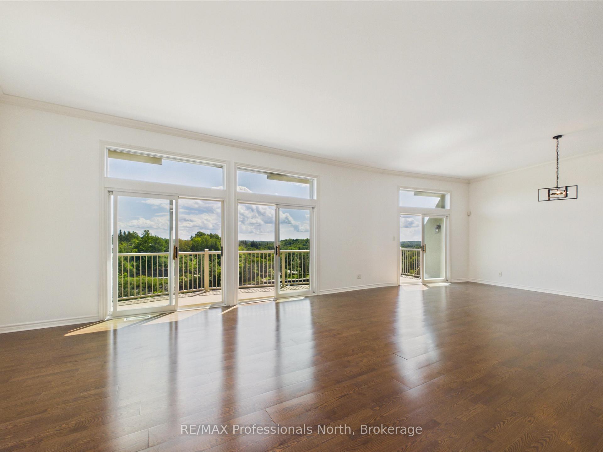 Photo 10 of Unit 501, 24 Ontario Street, Bracebridge — HOMEH