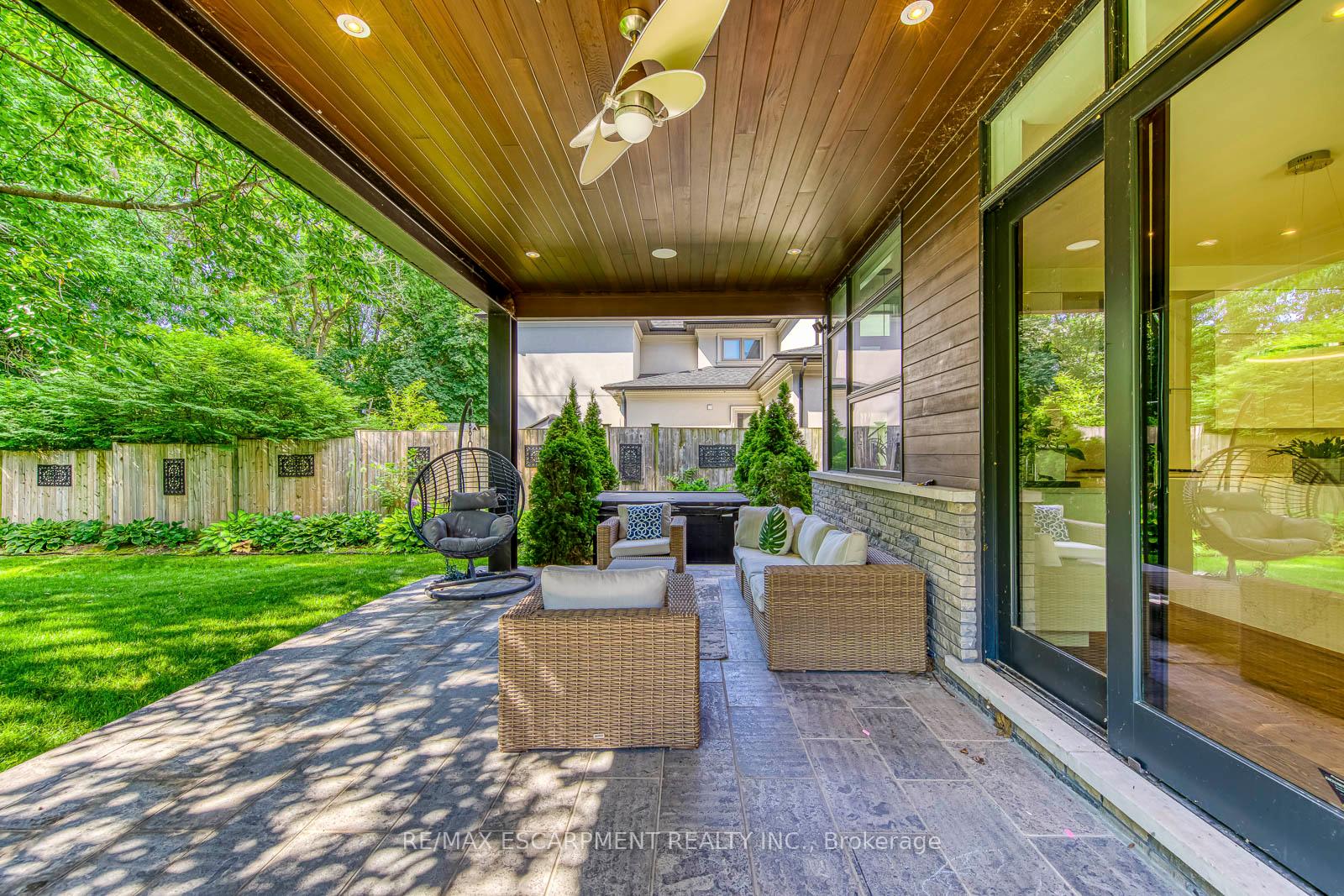Photo 48 of 2104 Devon Road, Oakville, Ford — HOMEH