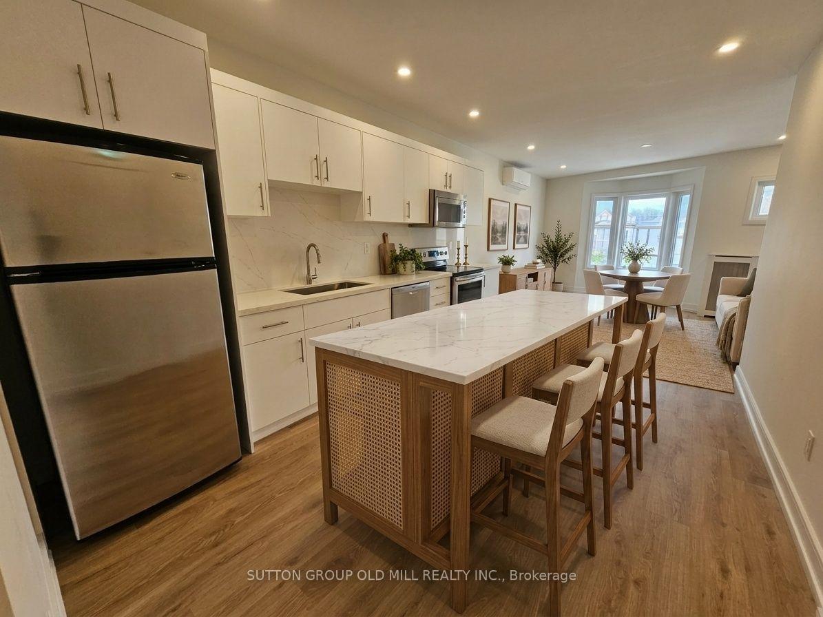 Photo of Unit 2nd Floor, 3293 Dundas Street W