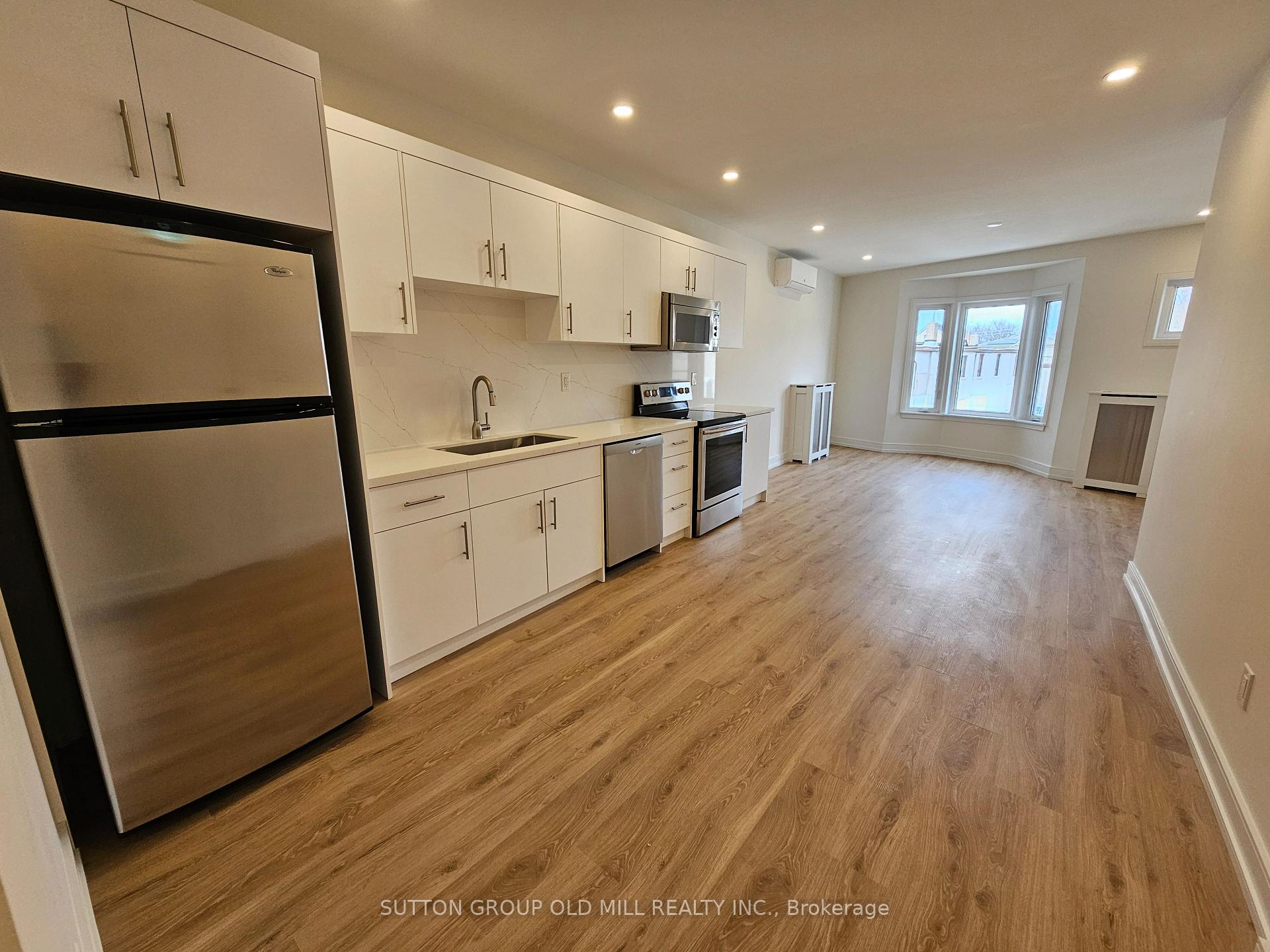 Photo 4 of Unit 2nd Floor, 3293 Dundas Street W, Toronto, Junction Area — HOMEH