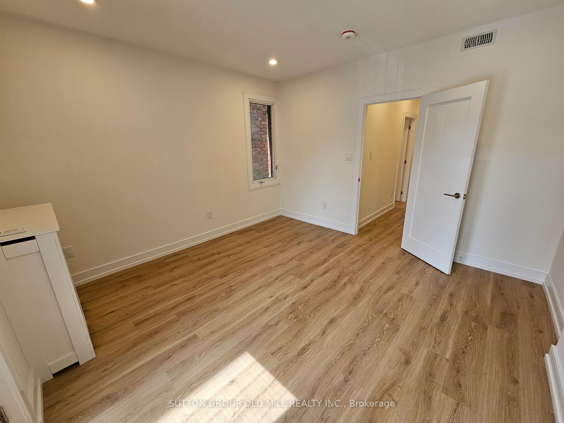 Photo 7 of Unit 2nd Floor, 3293 Dundas Street W, Toronto, Junction Area — HOMEH