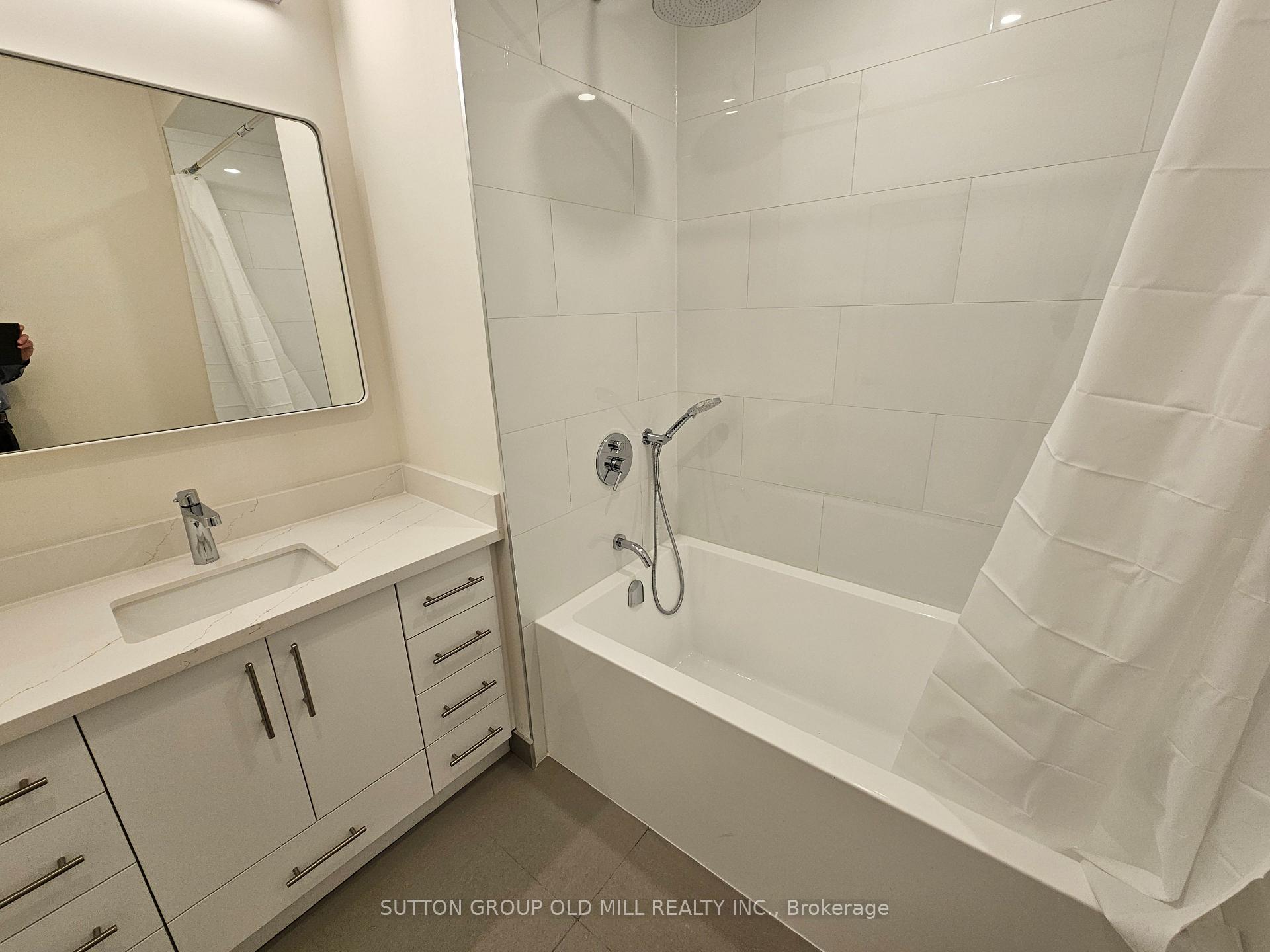 Photo 10 of Unit 2nd Floor, 3293 Dundas Street W, Toronto, Junction Area — HOMEH