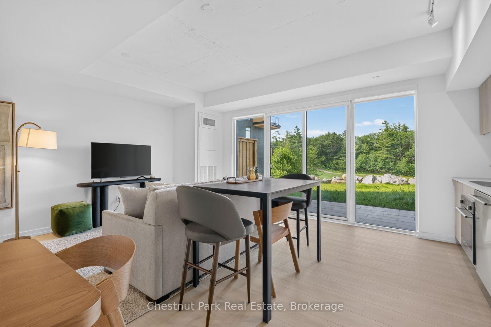 Photo 10 of Unit #106, 100 Carrick Trail, Gravenhurst, Muskoka (S) — HOMEH