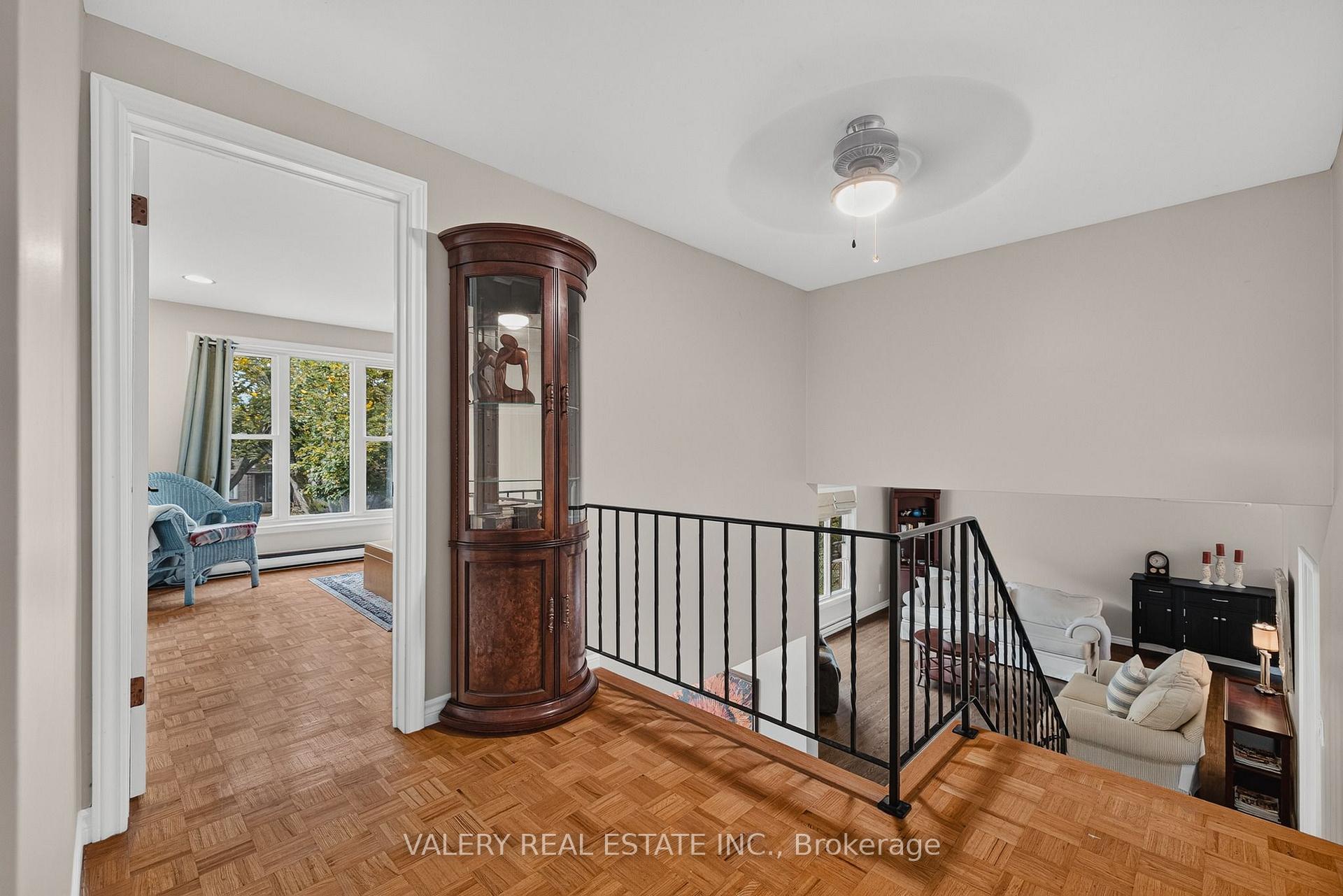 Photo 16 of 325 Coleridge Drive, Waterloo, Beechwood — HOMEH