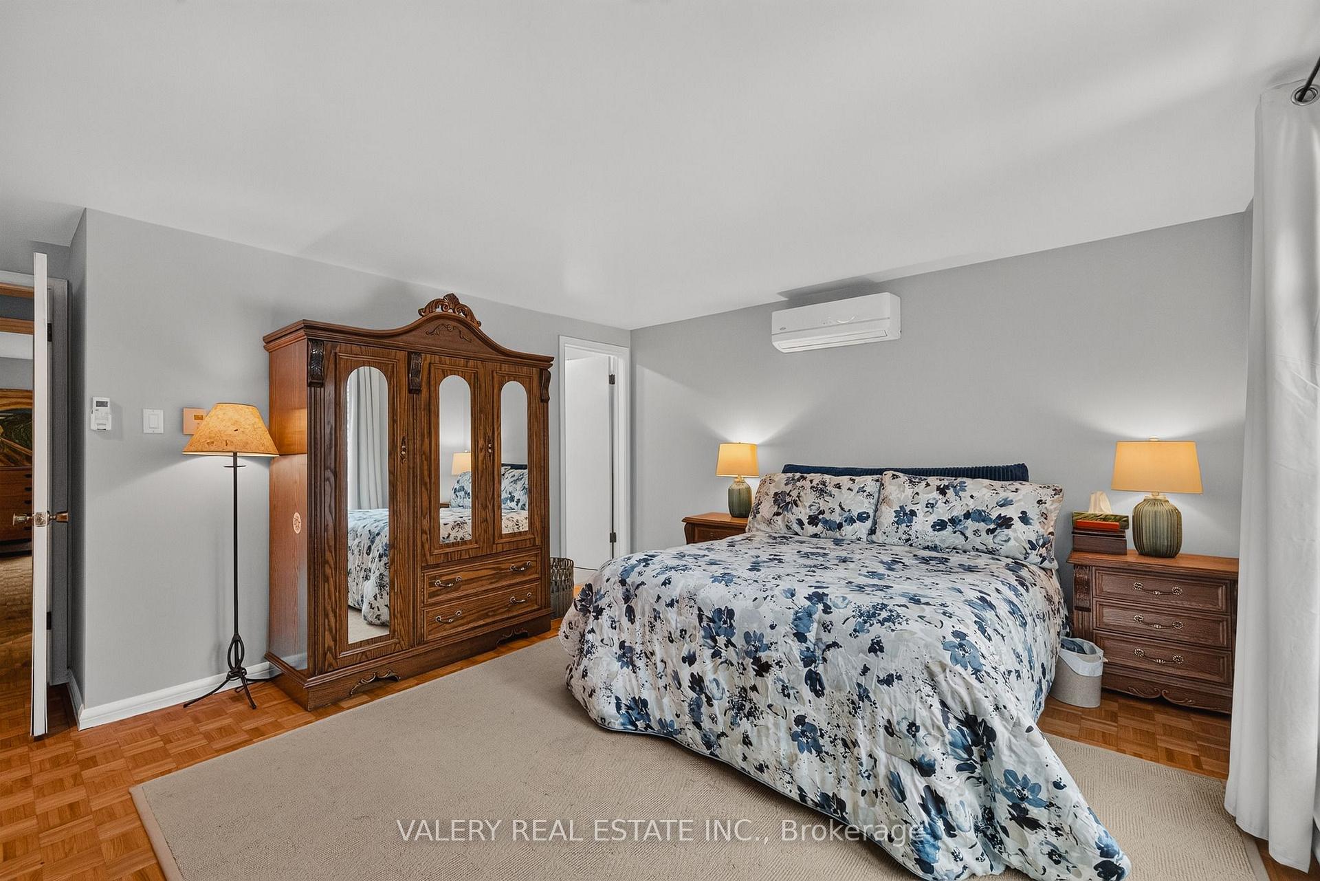 Photo 20 of 325 Coleridge Drive, Waterloo, Beechwood — HOMEH
