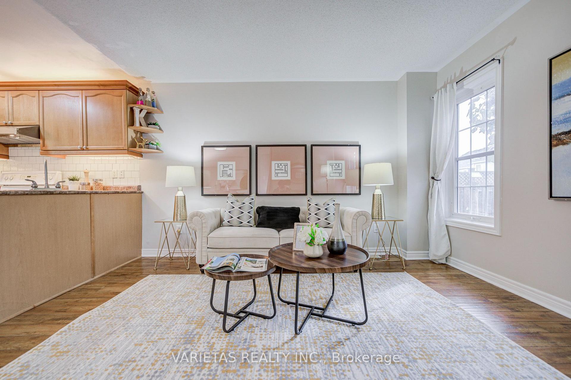 Photo 17 of 17 Barchester Crescent, Whitby, Brooklin — HOMEH