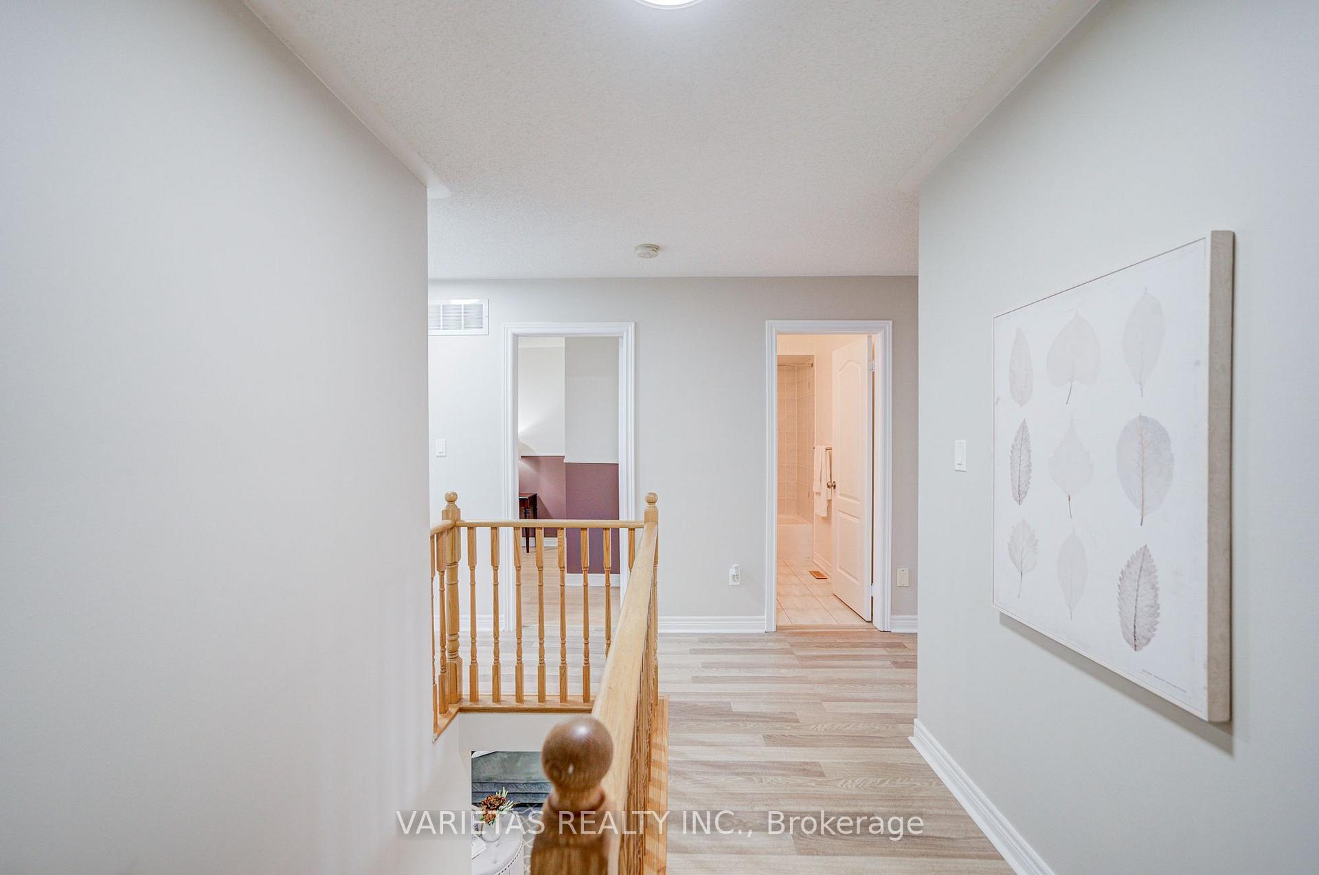 Photo 23 of 17 Barchester Crescent, Whitby, Brooklin — HOMEH