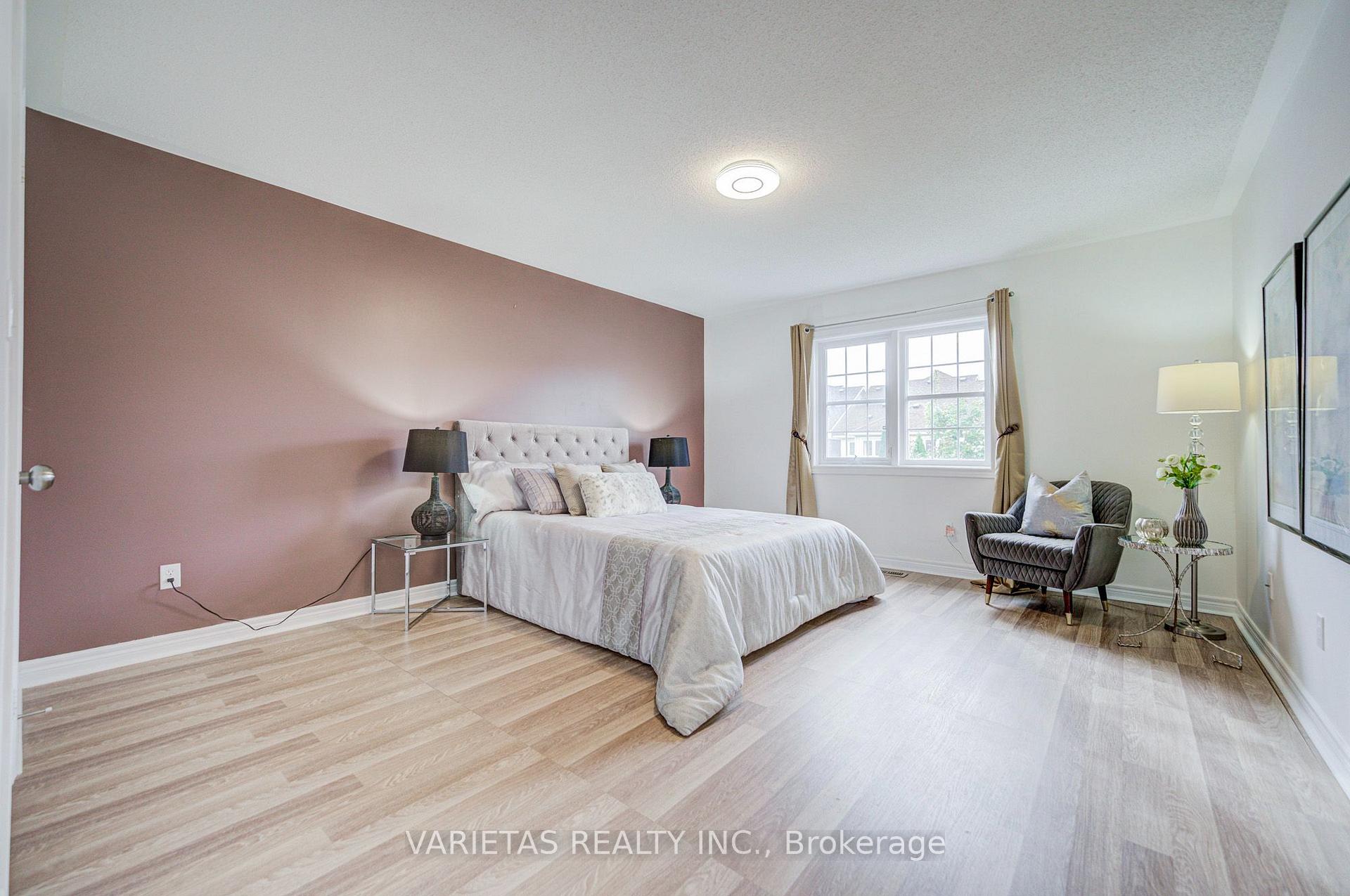 Photo 25 of 17 Barchester Crescent, Whitby, Brooklin — HOMEH