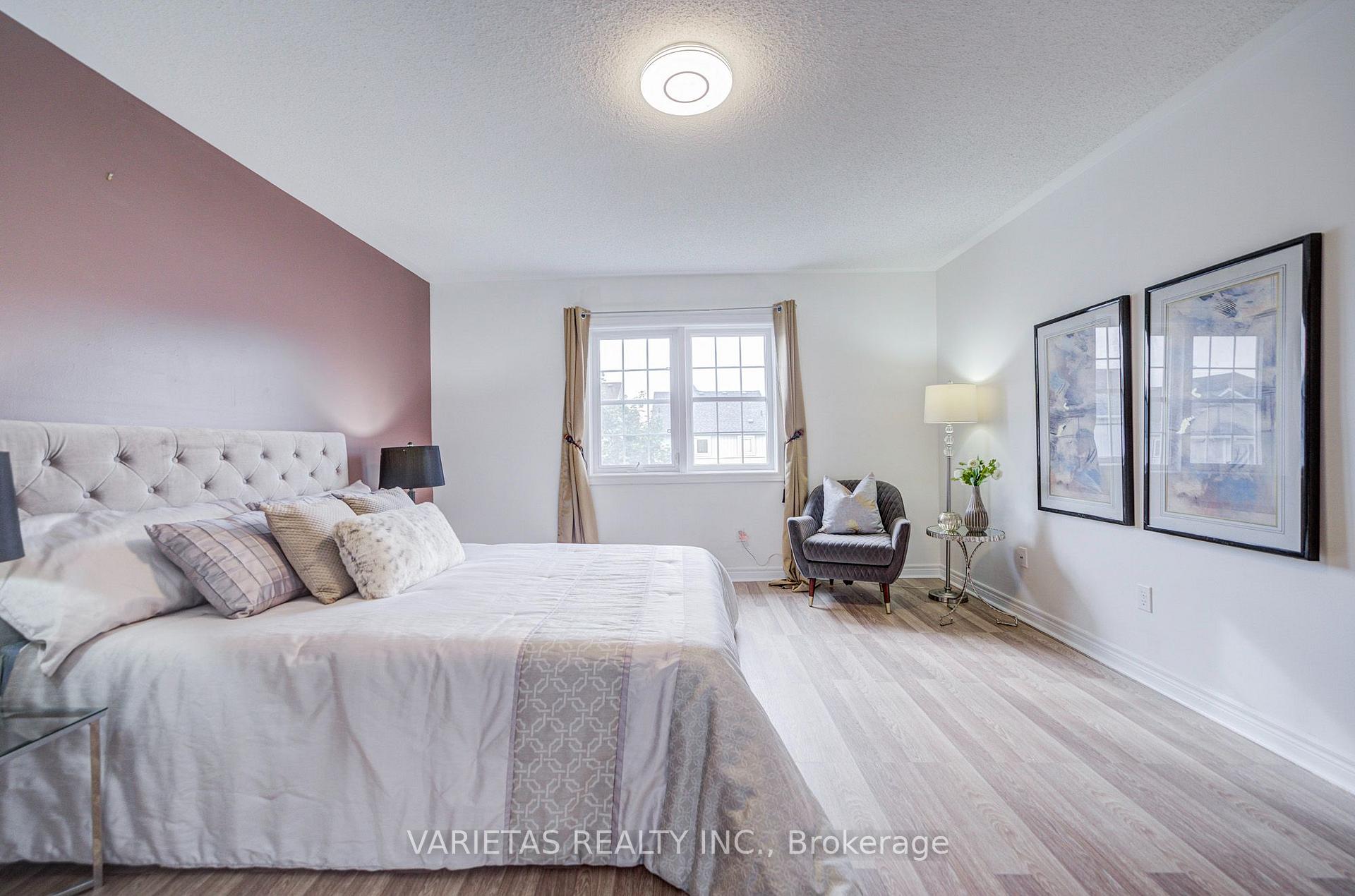 Photo 27 of 17 Barchester Crescent, Whitby, Brooklin — HOMEH