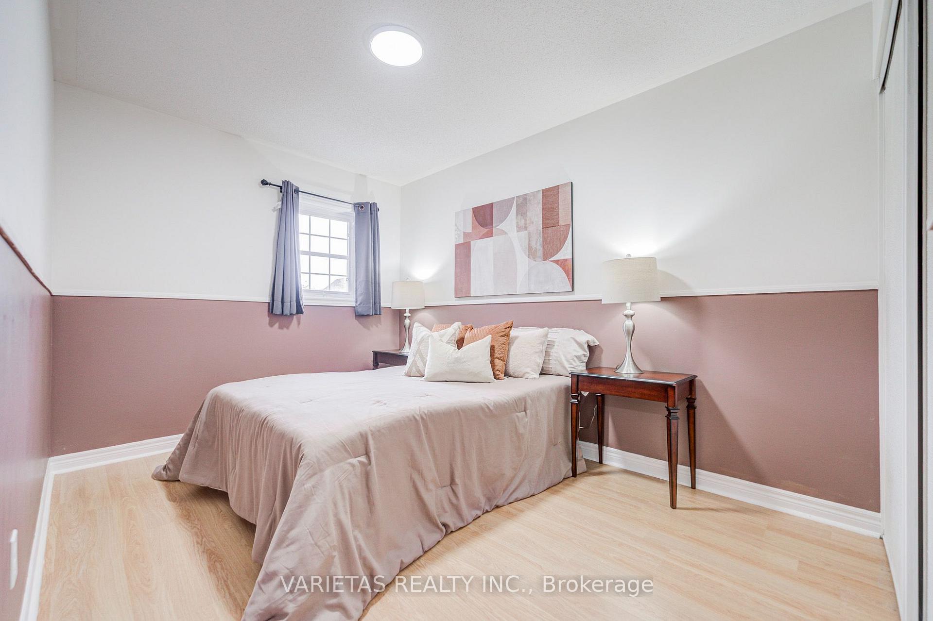 Photo 34 of 17 Barchester Crescent, Whitby, Brooklin — HOMEH
