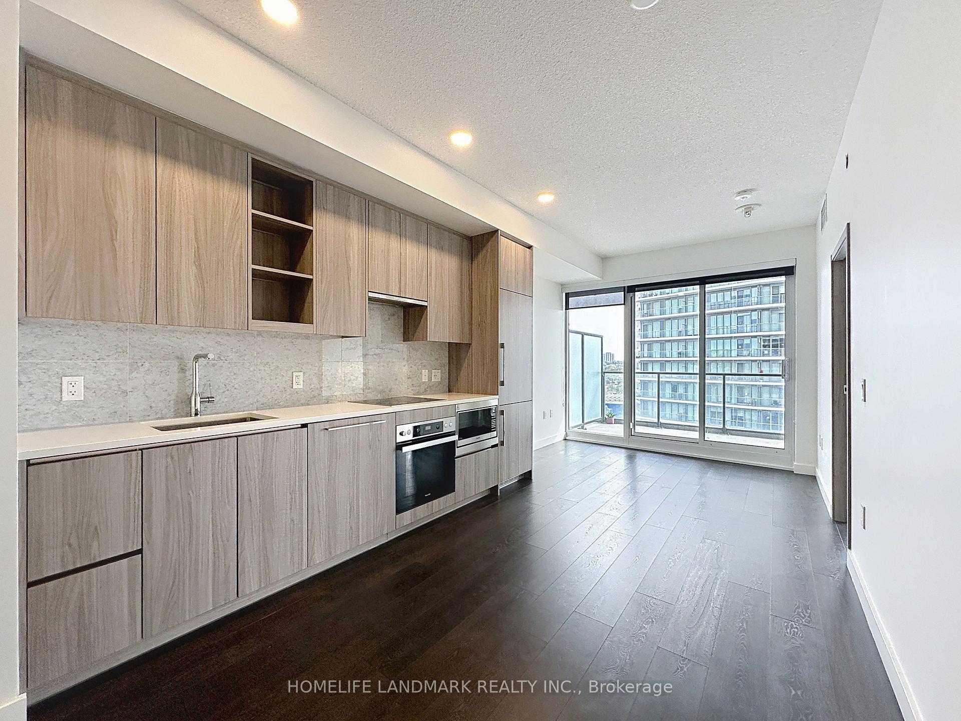 Photo 16 of Unit 801, 95 Mcmahon Drive, North York, Bayview Village — HOMEH