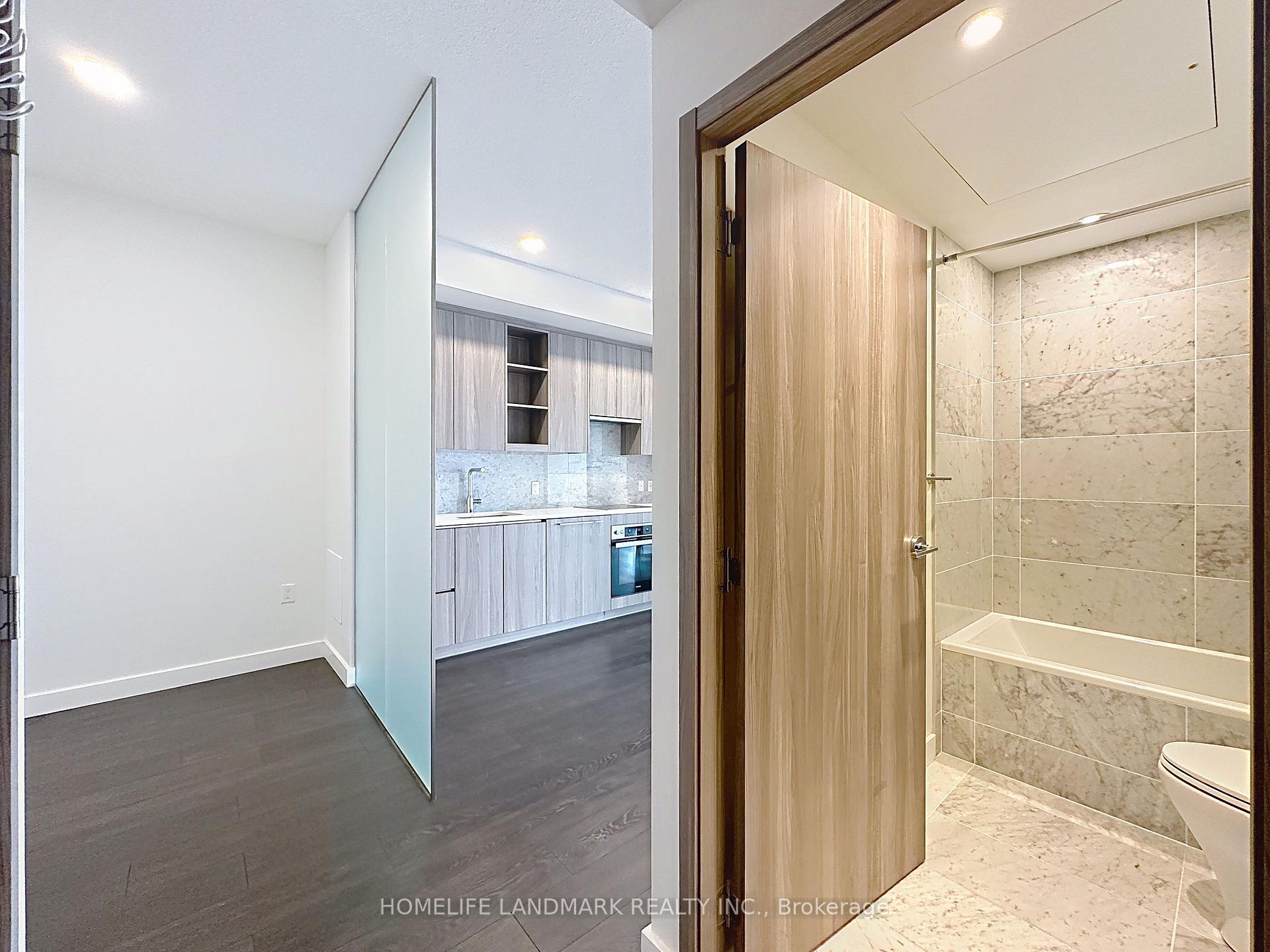 Photo 20 of Unit 801, 95 Mcmahon Drive, North York, Bayview Village — HOMEH