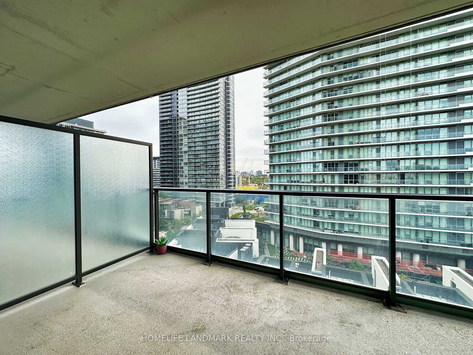 Photo 40 of Unit 801, 95 Mcmahon Drive, North York, Bayview Village — HOMEH