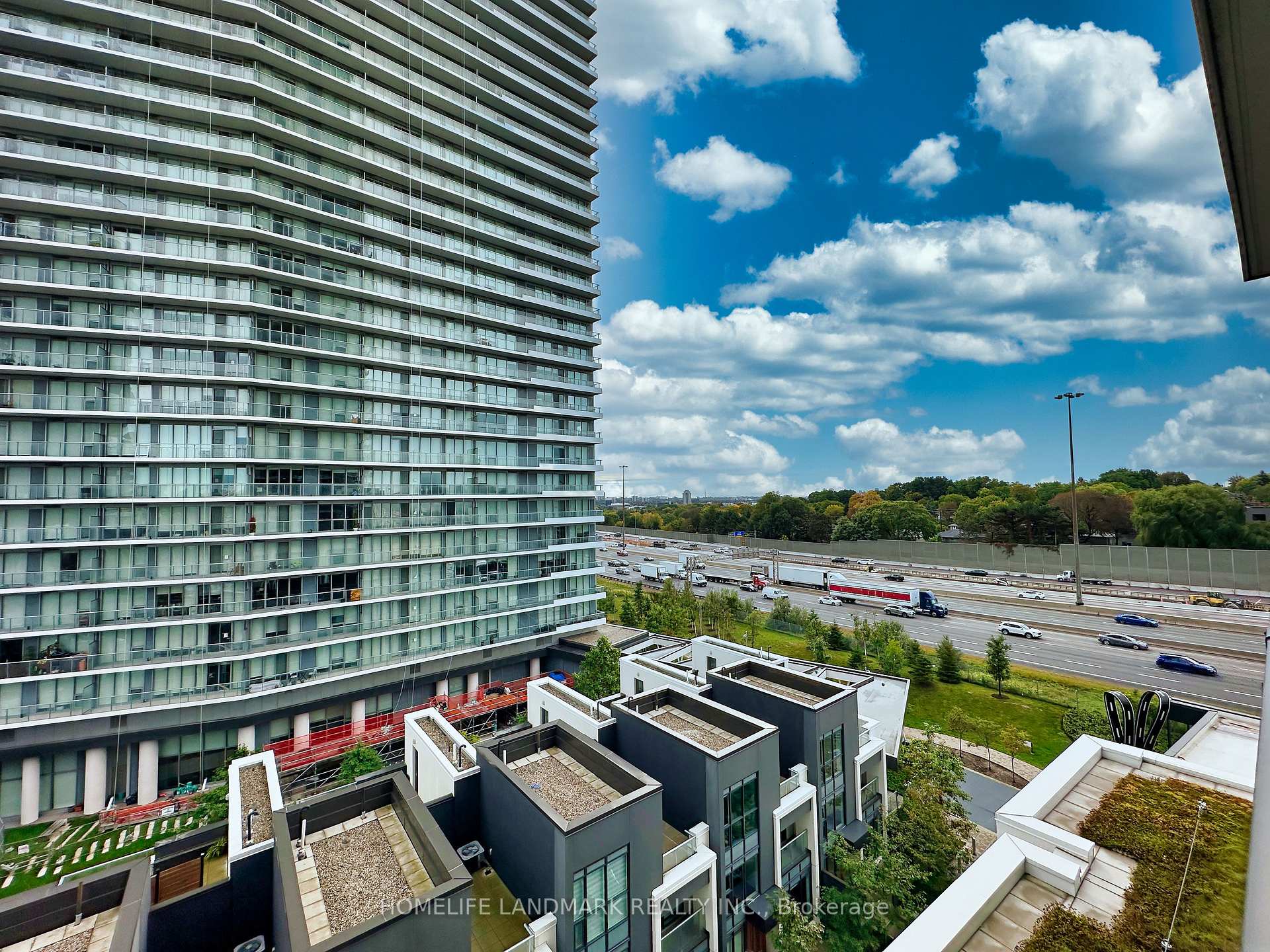 Photo 46 of Unit 801, 95 Mcmahon Drive, North York, Bayview Village — HOMEH