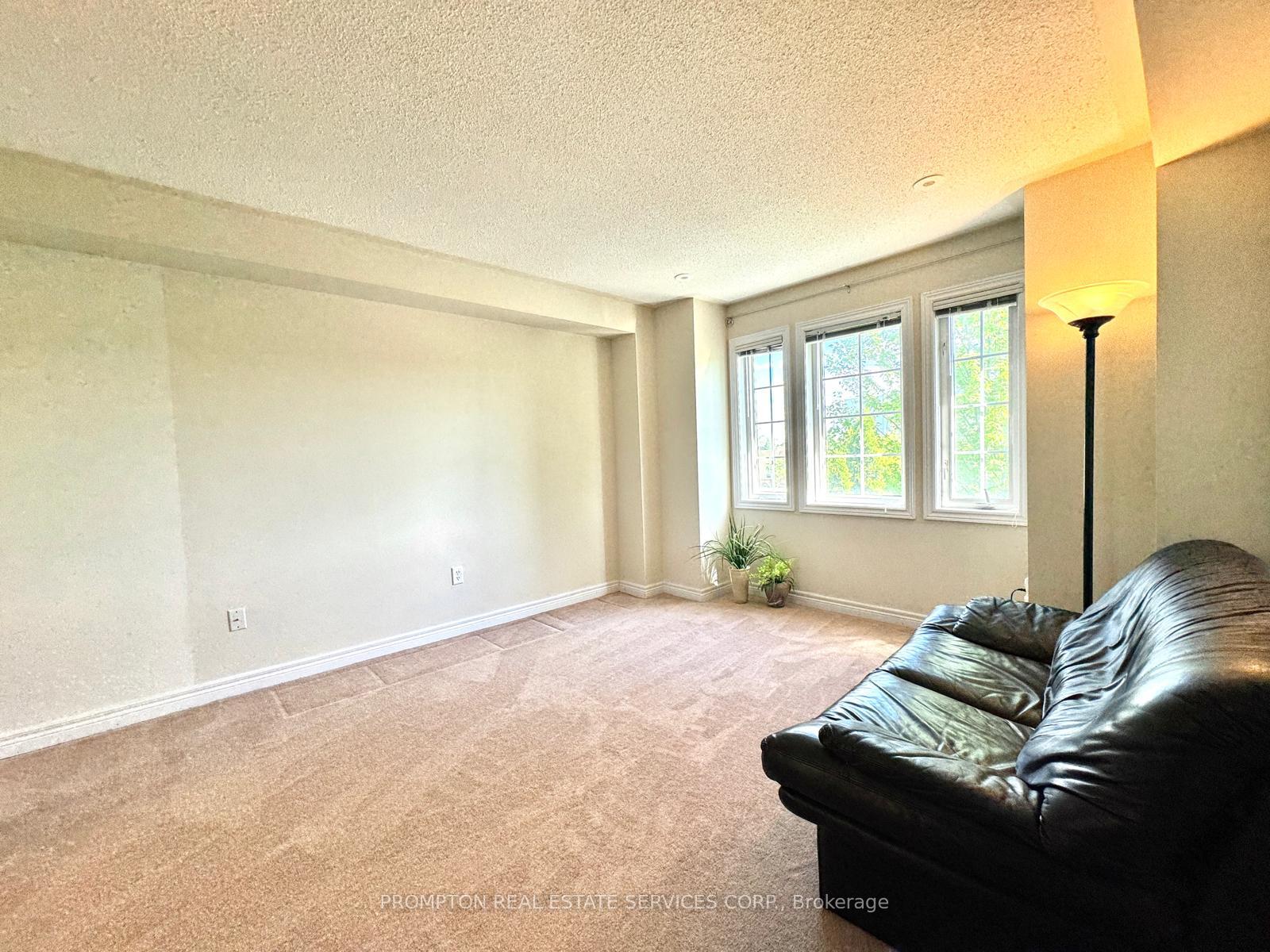 Photo 11 of 2516 Bur Oak Avenue, Markham, Cornell — HOMEH