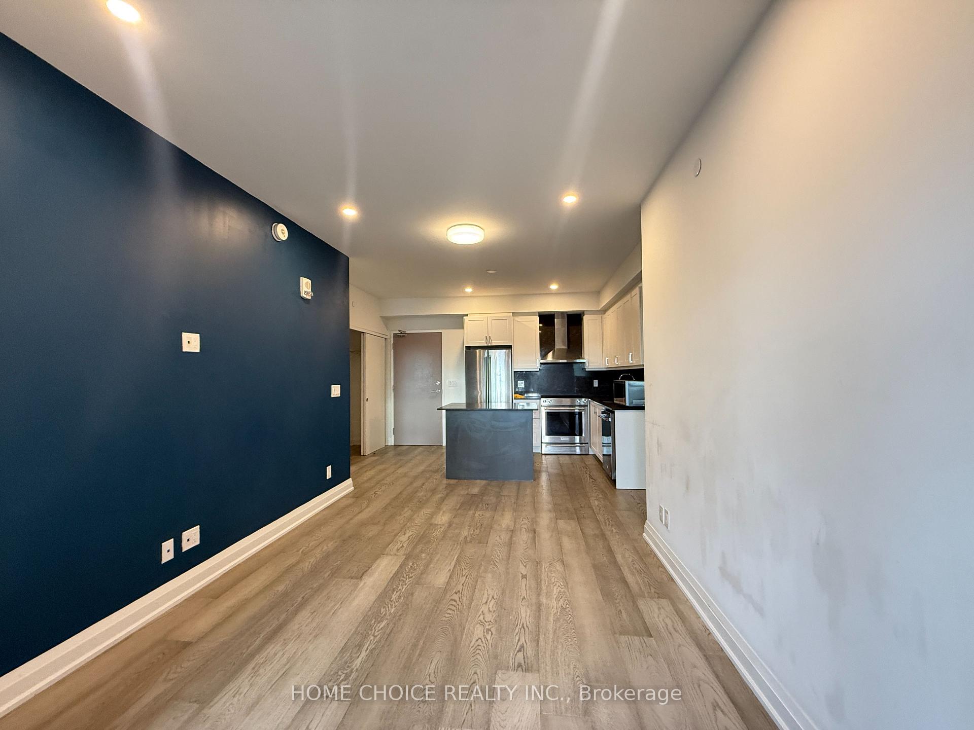 Photo 5 of Unit 1001, 58 Lakeside Terrace, Barrie, Little Lake — HOMEH