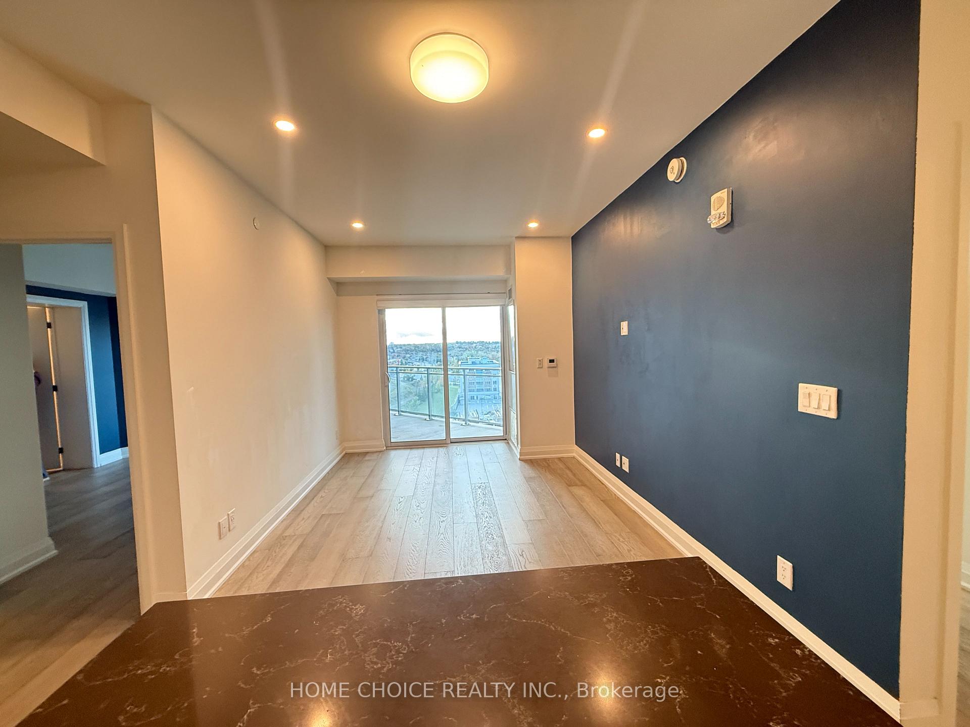 Photo 15 of Unit 1001, 58 Lakeside Terrace, Barrie, Little Lake — HOMEH