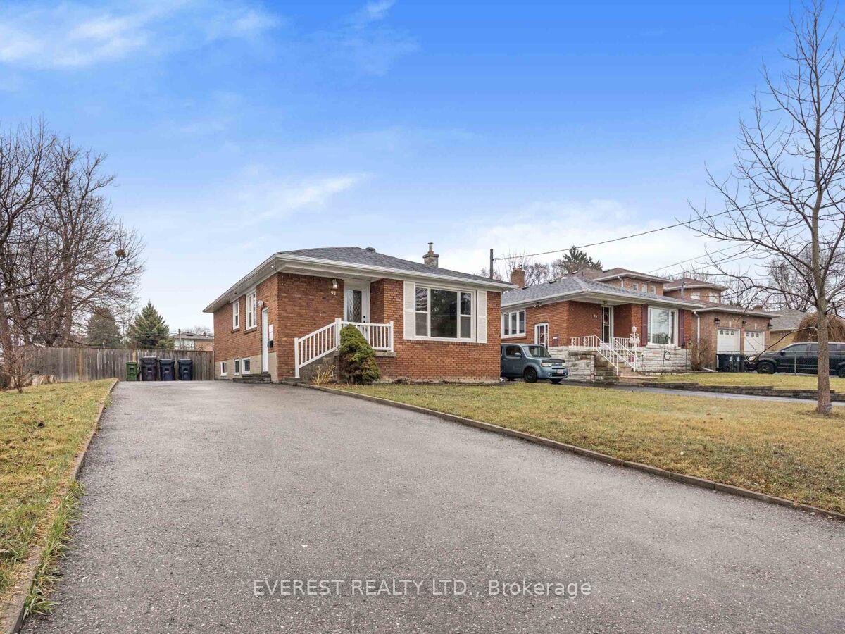 Photo 2 of 91 Hart Avenue, Scarborough, Kennedy Park — HOMEH
