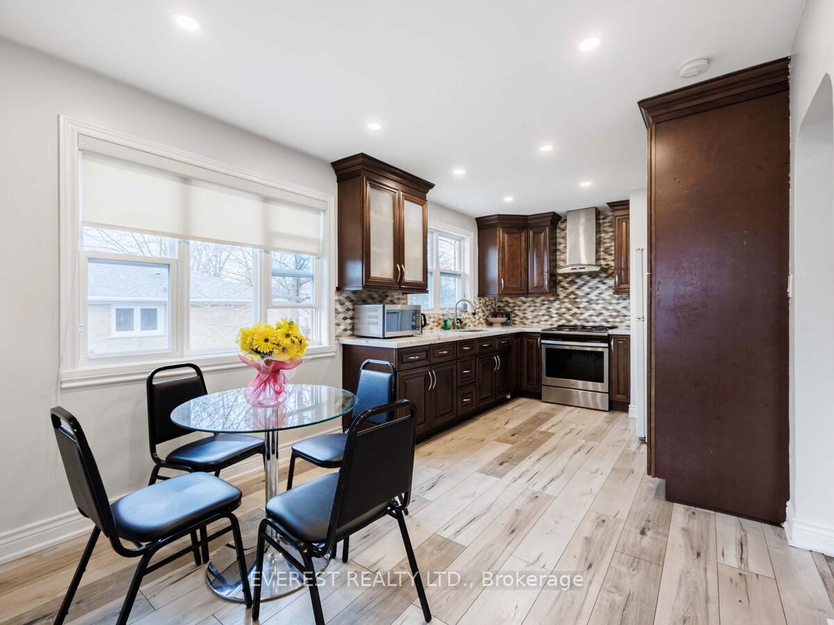Photo 9 of 91 Hart Avenue, Scarborough, Kennedy Park — HOMEH