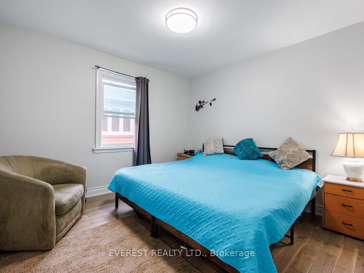 Photo 14 of 91 Hart Avenue, Scarborough, Kennedy Park — HOMEH