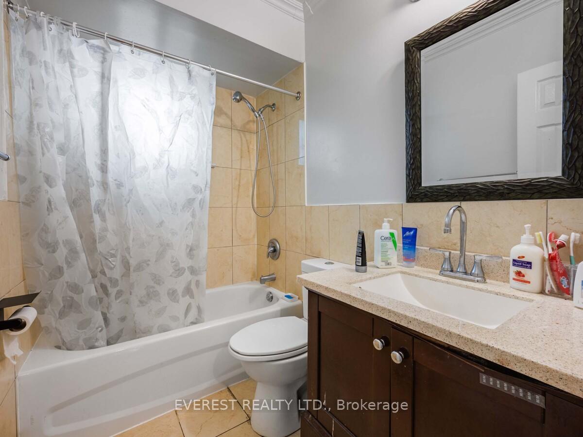 Photo 18 of 91 Hart Avenue, Scarborough, Kennedy Park — HOMEH