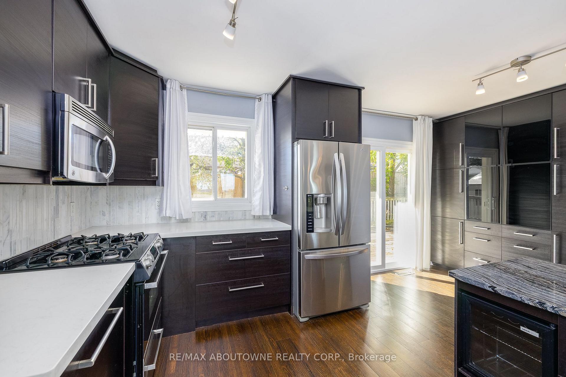 Photo 14 of Unit Upper, 71 Lakeside Drive, Grimsby, Grimsby Beach — HOMEH