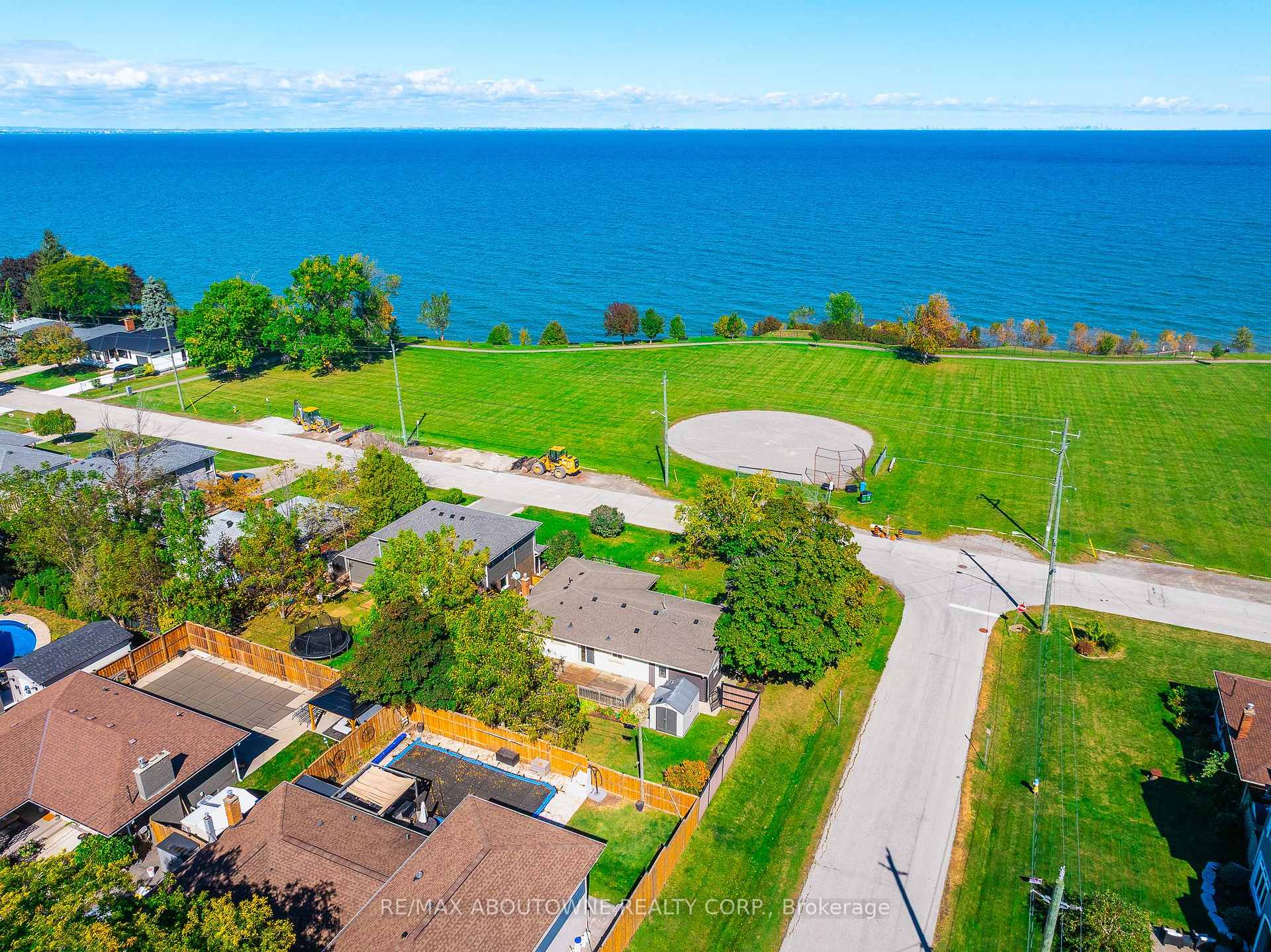 Photo 32 of Unit Upper, 71 Lakeside Drive, Grimsby, Grimsby Beach — HOMEH