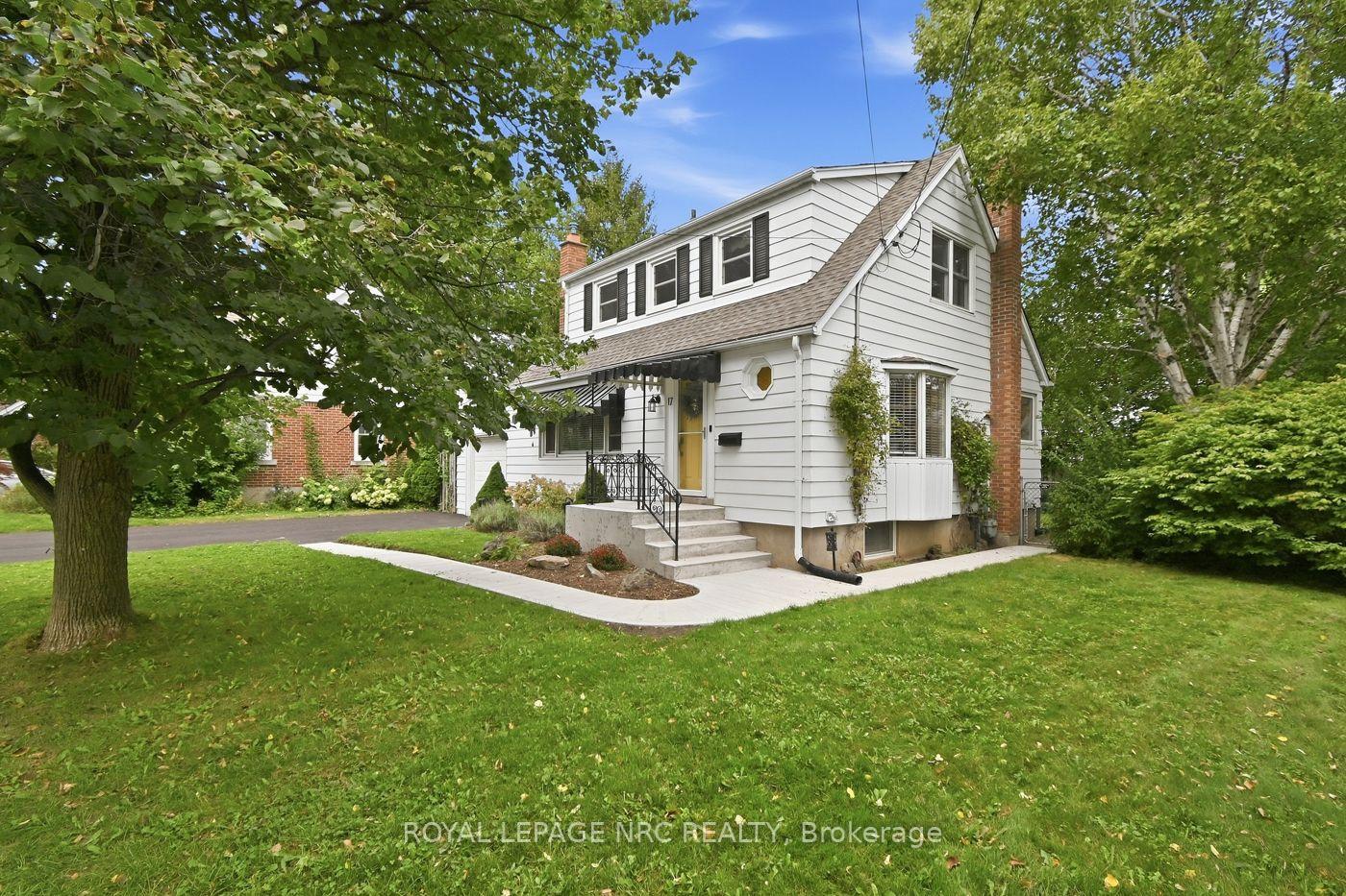 Photo 4 of 17 Winston Road, St. Catharines, Carlton/Bunting — HOMEH