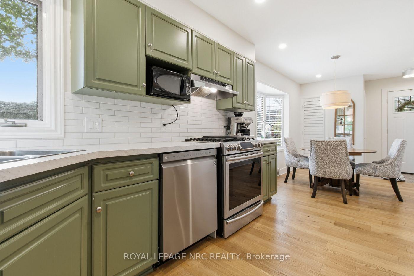 Photo 14 of 17 Winston Road, St. Catharines, Carlton/Bunting — HOMEH
