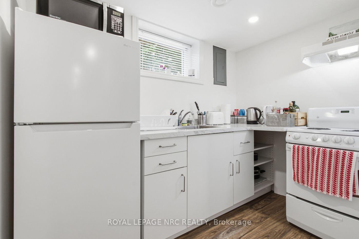 Photo 32 of 17 Winston Road, St. Catharines, Carlton/Bunting — HOMEH
