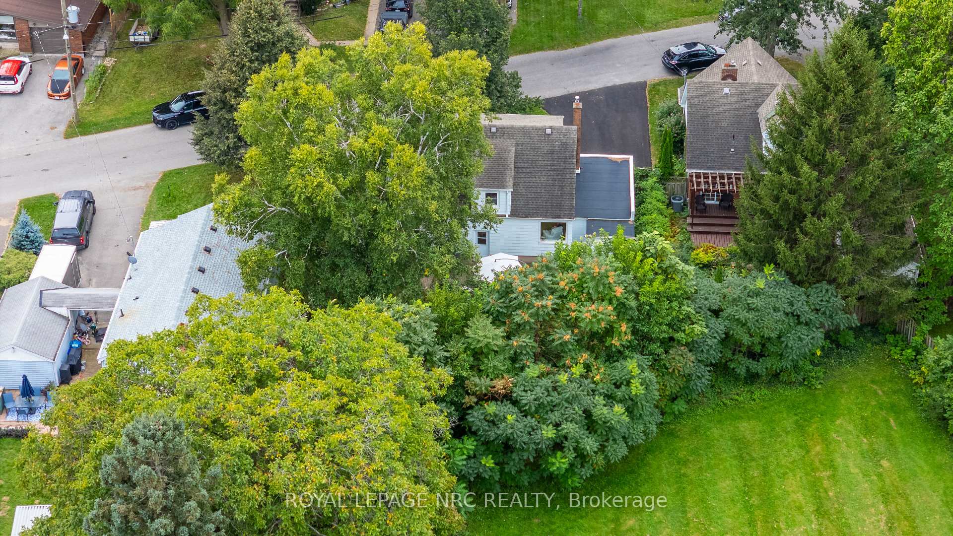 Photo 45 of 17 Winston Road, St. Catharines, Carlton/Bunting — HOMEH