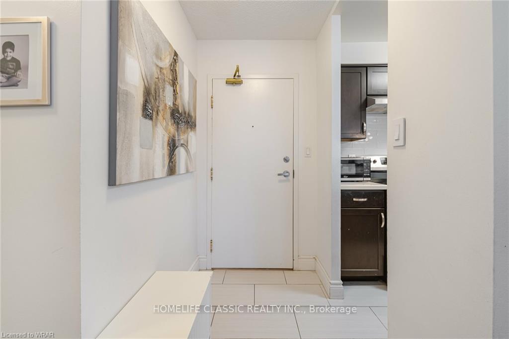 Photo 6 of Unit 617, 1001 Cedarglen Gate, Mississauga, Erindale — HOMEH