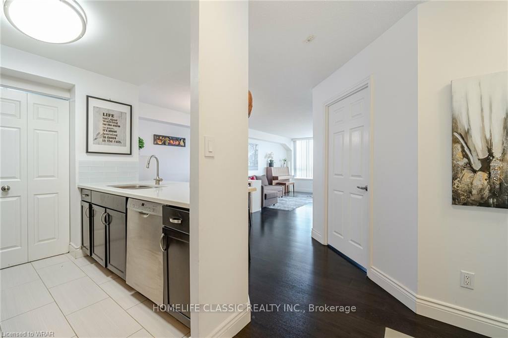 Photo 7 of Unit 617, 1001 Cedarglen Gate, Mississauga, Erindale — HOMEH