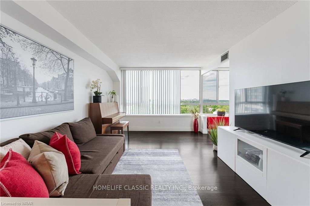 Photo 8 of Unit 617, 1001 Cedarglen Gate, Mississauga, Erindale — HOMEH