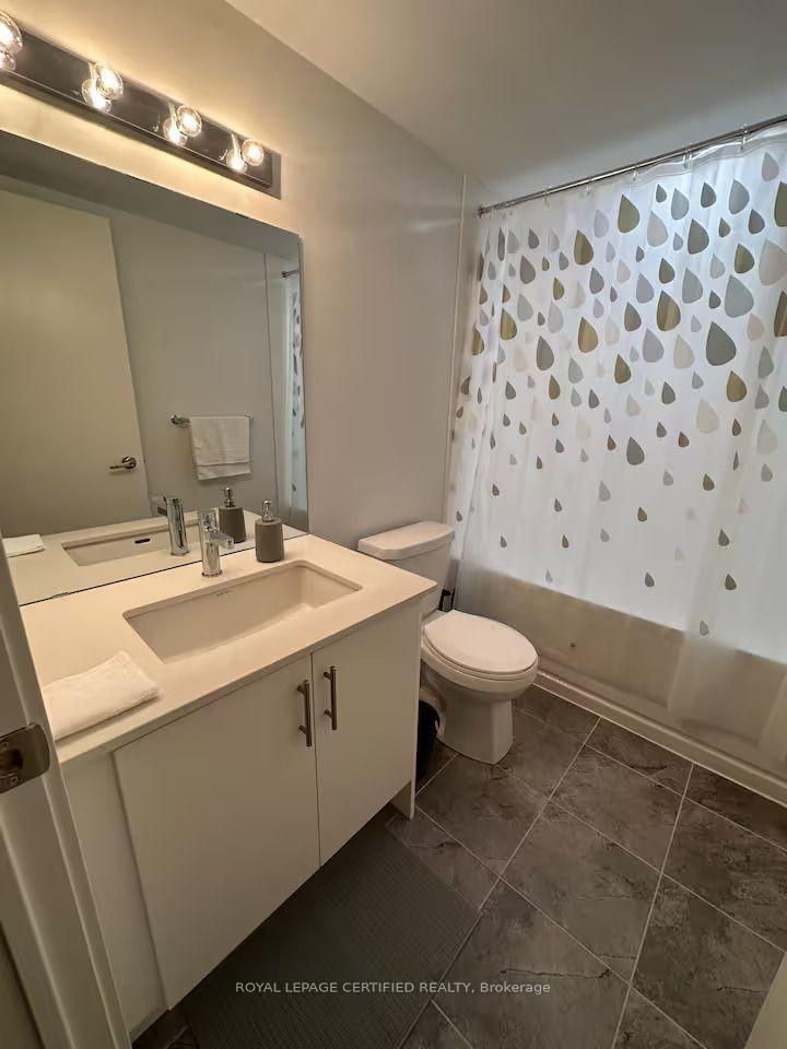 Photo 11 of Unit 3, 3562 Colonial Drive, Mississauga, Erin Mills — HOMEH