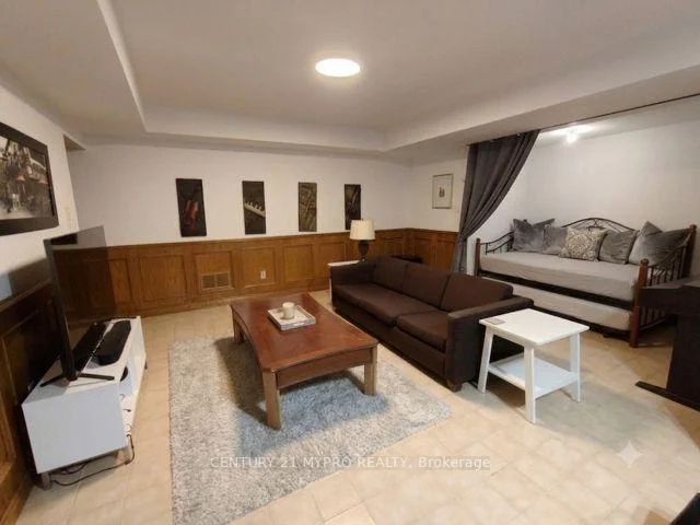 Photo 4 of Unit Basement, 427 Wycliffe Avenue, Vaughan, Islington Woods — HOMEH