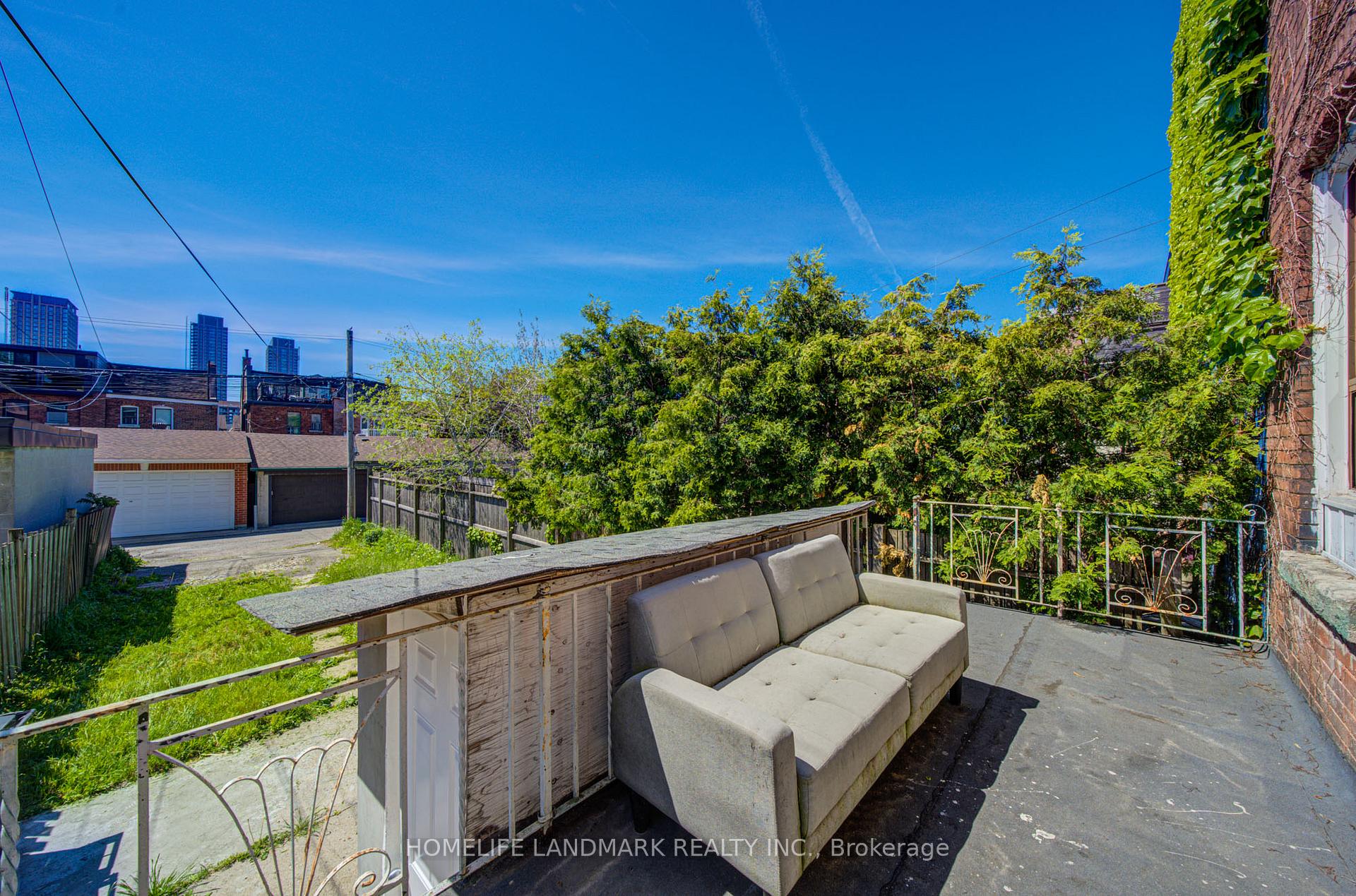 Photo 21 of Unit Main & BSMT, 19 Armstrong Avenue, Toronto, Dovercourt-Wallace Emerson-Junction — HOMEH