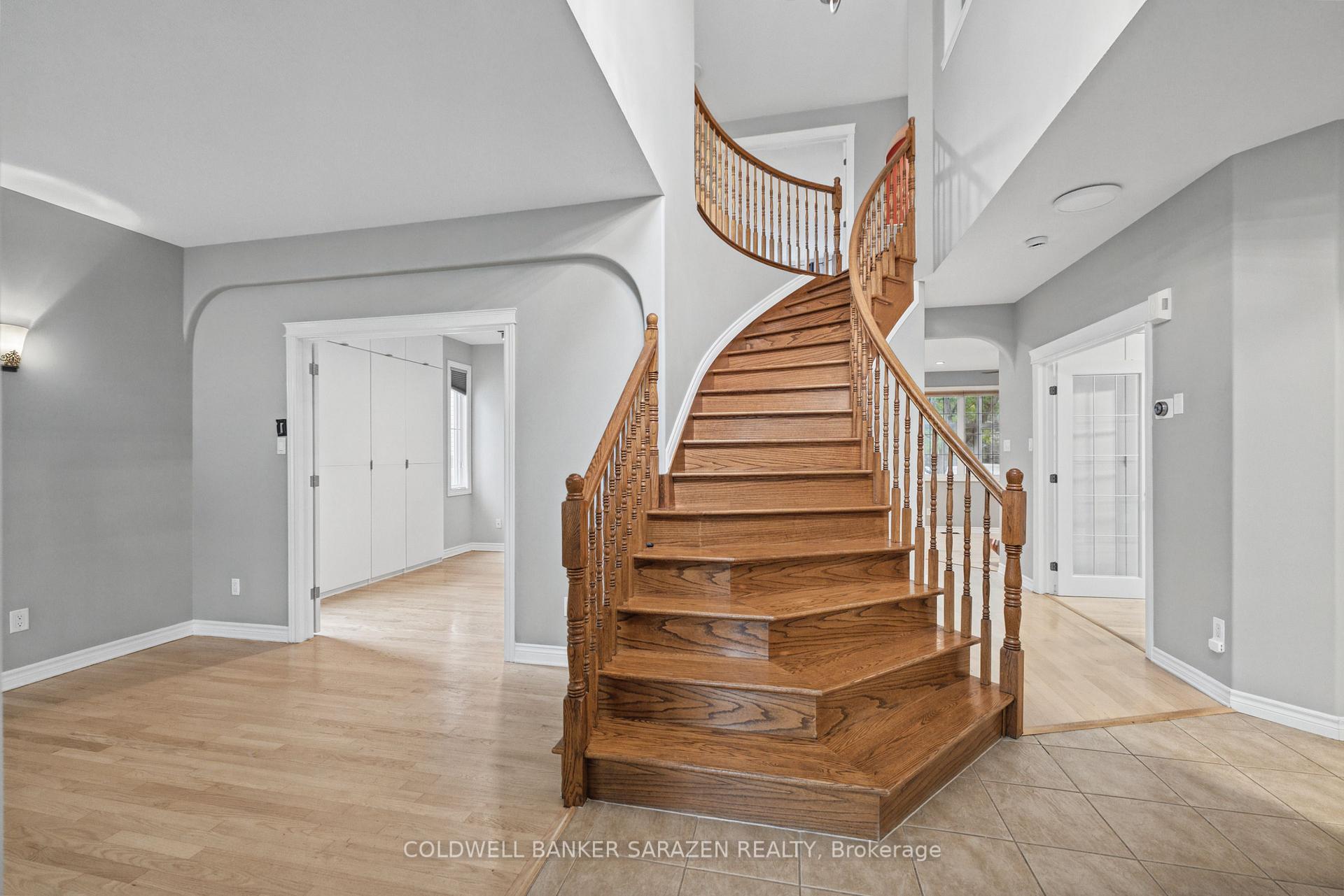 Photo 5 of 3766 Mountain Meadows Crescent, Ottawa, Riverside South/Gloucester Glen — HOMEH