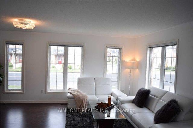 Photo 5 of 1075 Bur Oak Avenue, Markham, Wismer — HOMEH