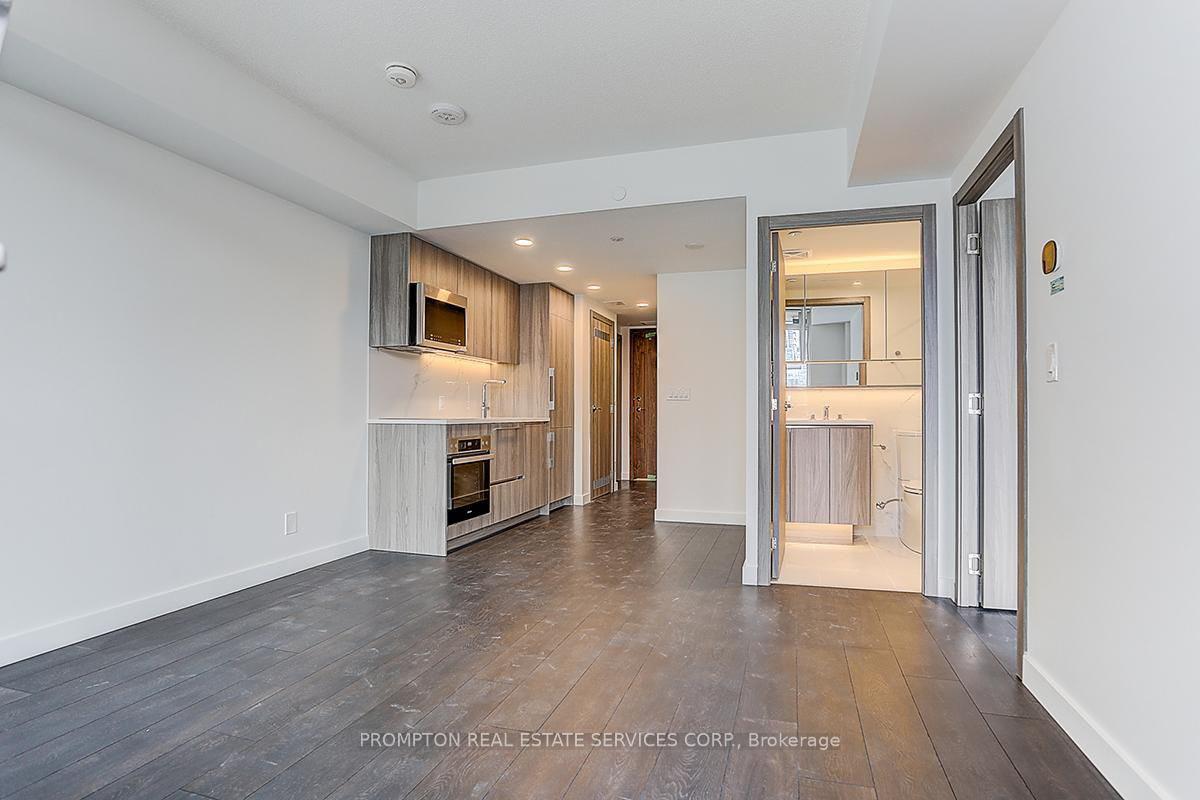 Photo 5 of Unit 603, 38 Widmer Street, Toronto, Waterfront Communities — HOMEH