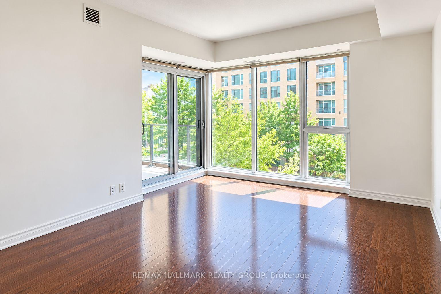 Photo 7 of Unit 302, 200 Lett Street, Ottawa, West Centre Town — HOMEH