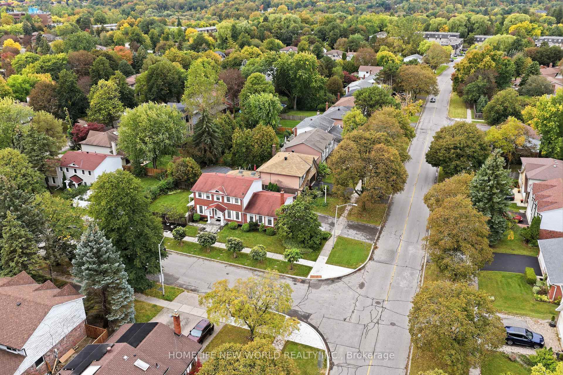 Photo 2 of 18 Dolan Gate, North York, Don Valley Village — HOMEH