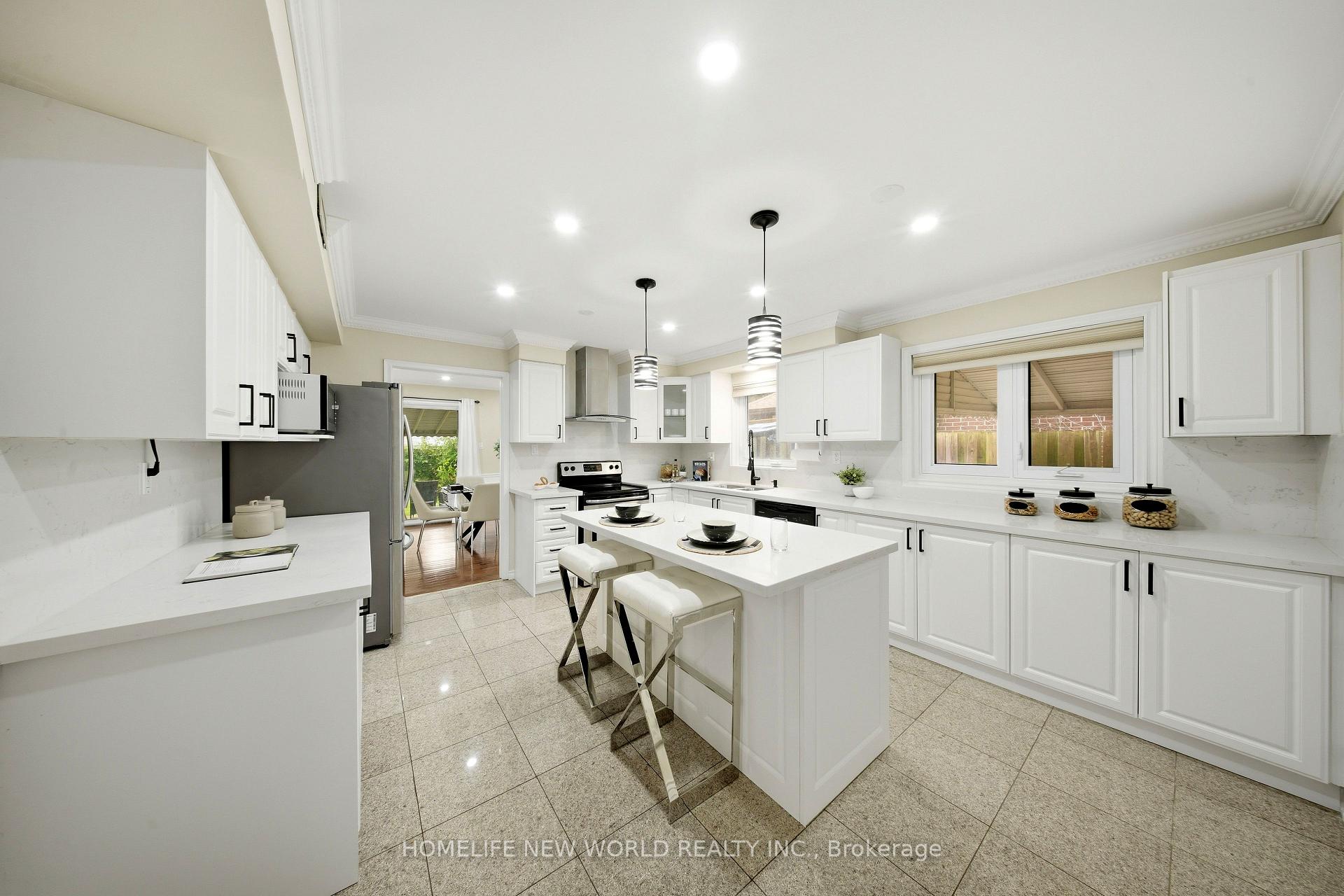Photo 16 of 18 Dolan Gate, North York, Don Valley Village — HOMEH