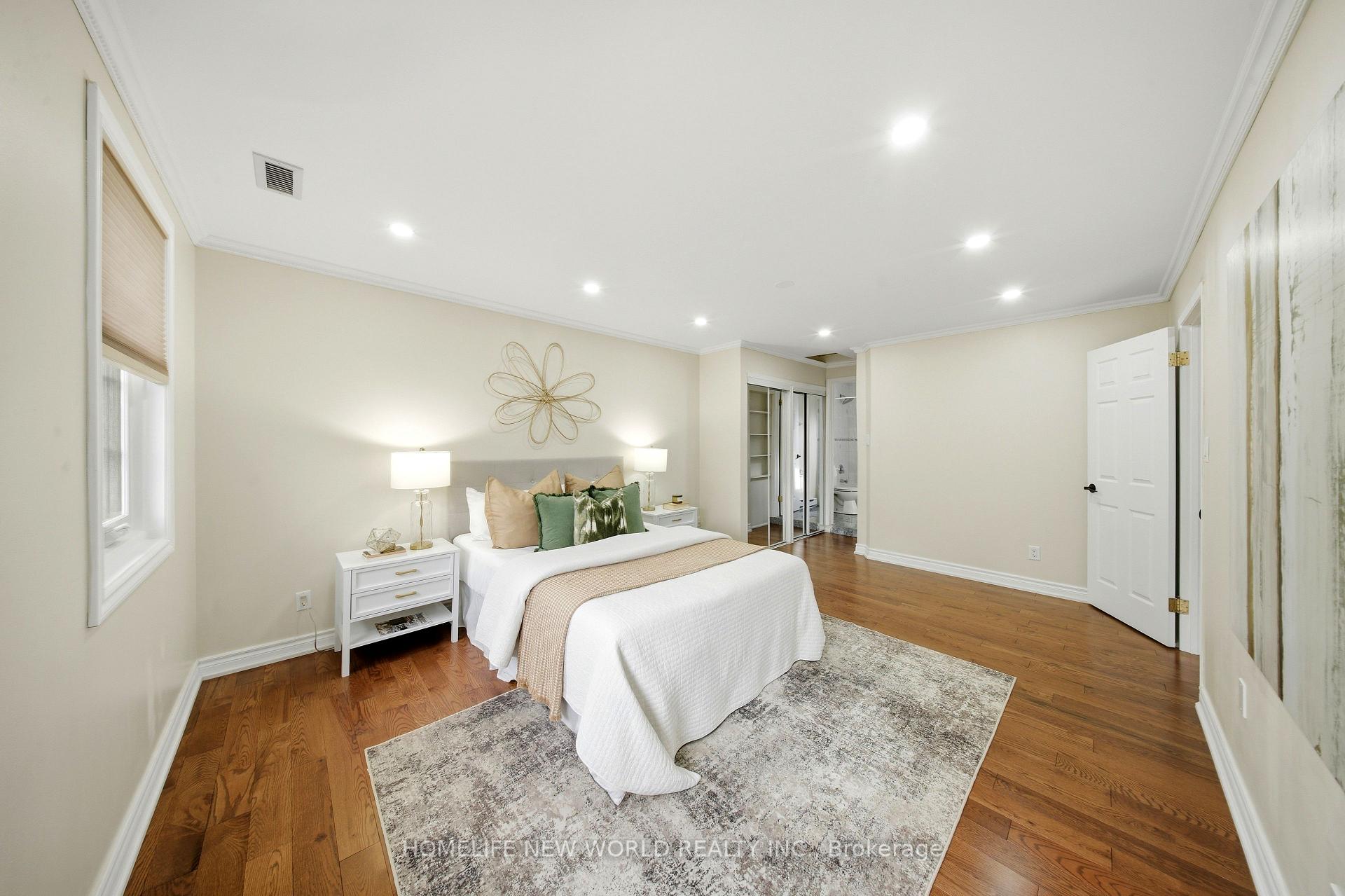 Photo 24 of 18 Dolan Gate, North York, Don Valley Village — HOMEH
