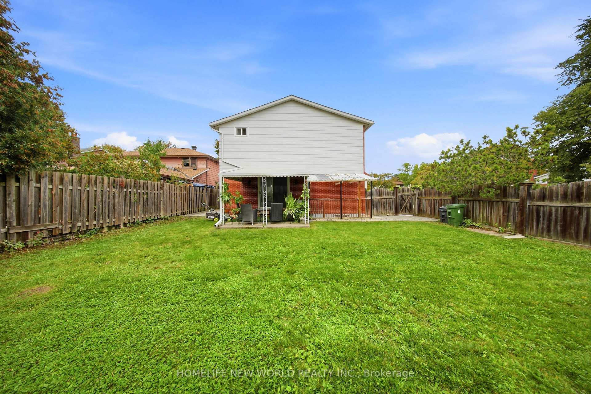 Photo 40 of 18 Dolan Gate, North York, Don Valley Village — HOMEH