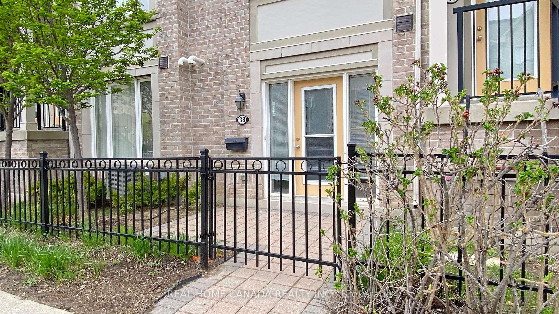 Front of Unit 38, 2891 Rio Crt